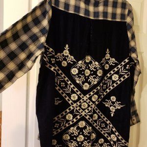 NWT ** Lightweight GORGEOUS PLAID TOP